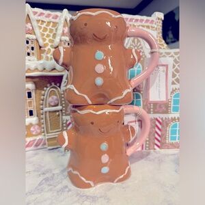 2 Cupcakes & Cashmere Gingerbread Man Mugs, Set of 2! Pink Christmas